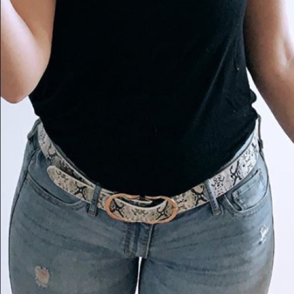 Snake print belt
